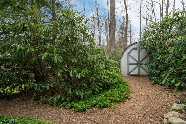 1066 Lakeside Dr, Vernon Twp., NJ 07422