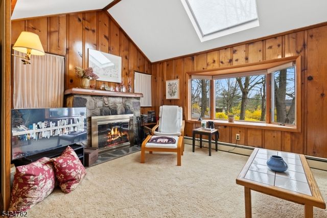 1066 Lakeside Dr, Vernon Twp., NJ 07422