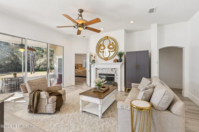 2607 CREEKFRONT Drive, Green Cove Springs, FL 32043