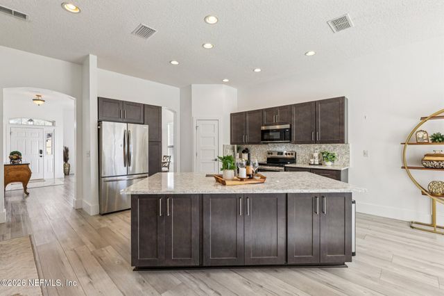 2607 CREEKFRONT Drive, Green Cove Springs, FL 32043