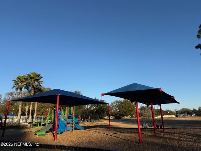 2607 CREEKFRONT Drive, Green Cove Springs, FL 32043