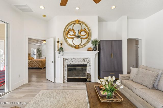 2607 CREEKFRONT Drive, Green Cove Springs, FL 32043