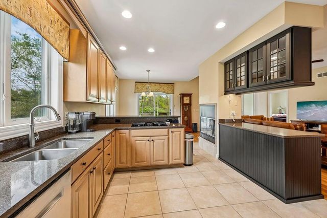 1014 Links ROAD, Lake Geneva, WI 53147