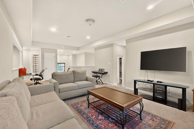 100 Orvieto CV, Liberty Hill, TX 78642