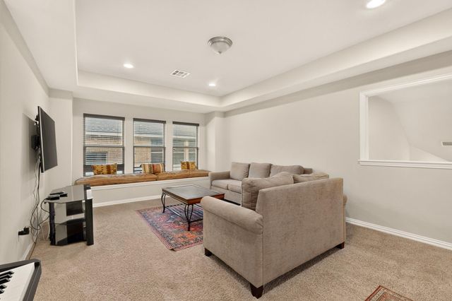 100 Orvieto CV, Liberty Hill, TX 78642