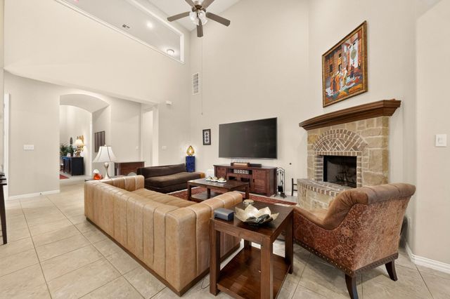 100 Orvieto CV, Liberty Hill, TX 78642
