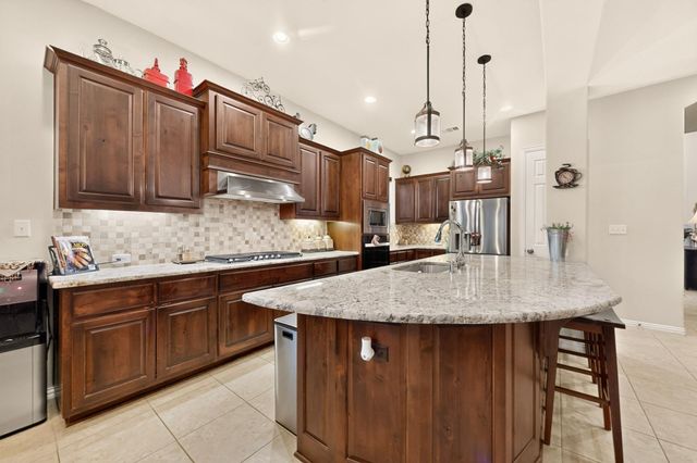 100 Orvieto CV, Liberty Hill, TX 78642