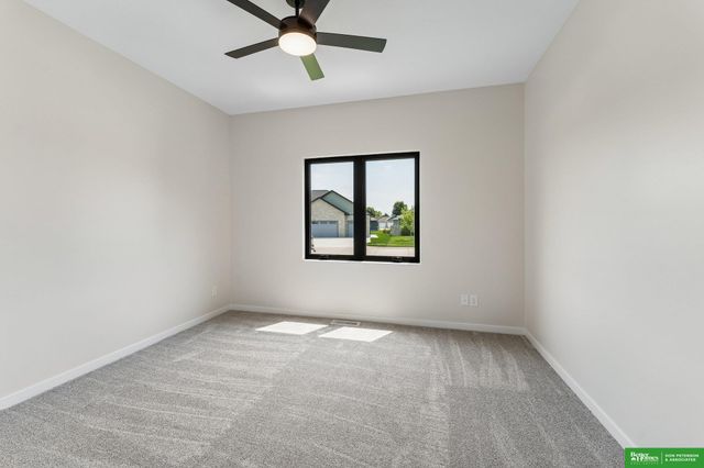 2830 Peterson Avenue, Fremont, NE 68025