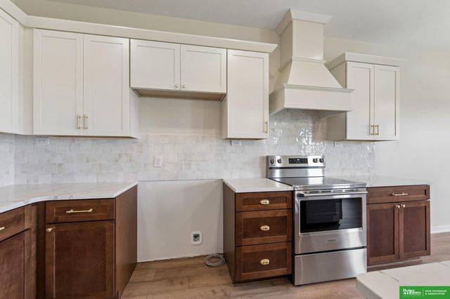 2830 Peterson Avenue, Fremont, NE 68025