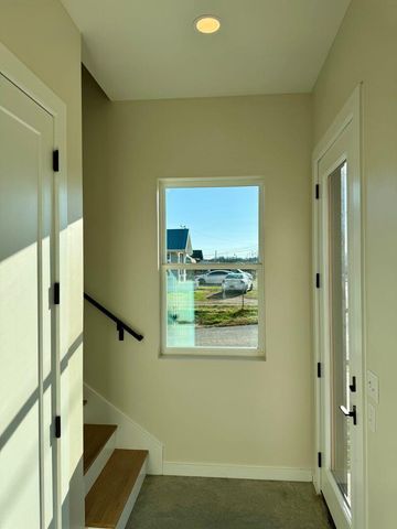 1800 S Holtzclaw Avenue 1865 Zeta Way, Chattanooga, TN 37404