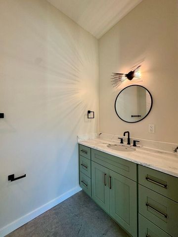 1800 S Holtzclaw Avenue 1865 Zeta Way, Chattanooga, TN 37404