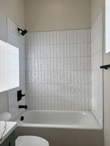 1800 S Holtzclaw Avenue 1865 Zeta Way, Chattanooga, TN 37404