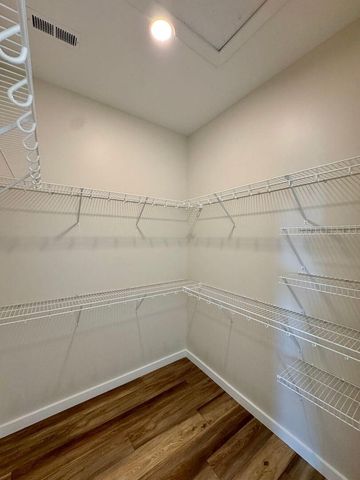 1800 S Holtzclaw Avenue 1865 Zeta Way, Chattanooga, TN 37404