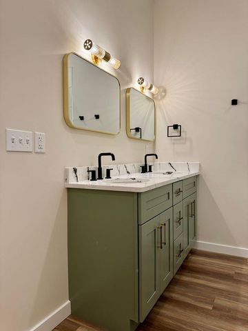 1800 S Holtzclaw Avenue 1865 Zeta Way, Chattanooga, TN 37404