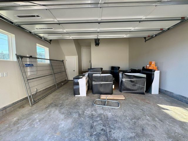 1800 S Holtzclaw Avenue 1865 Zeta Way, Chattanooga, TN 37404