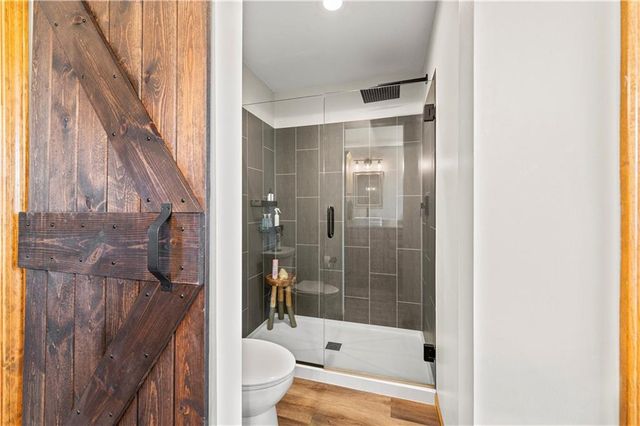 2389 NW Summerfield Drive, Lee's Summit, MO 64081
