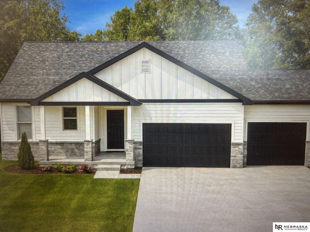 860 Sycamore Drive, Arlington, NE 68002