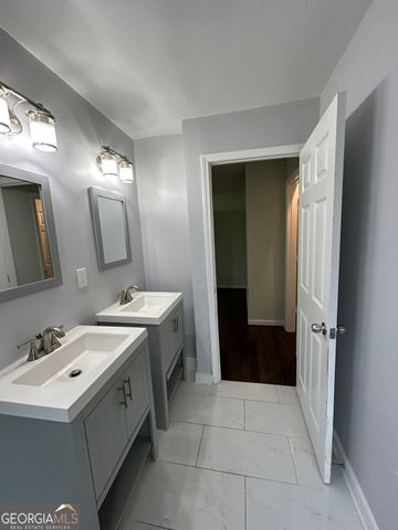 1730 Paddlewheel Drive NE, Marietta, GA 30062