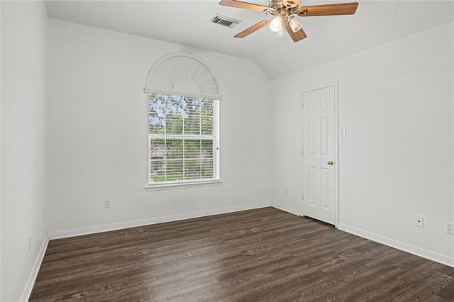 2710 Sienna Springs Drive, Pearland, TX 77584