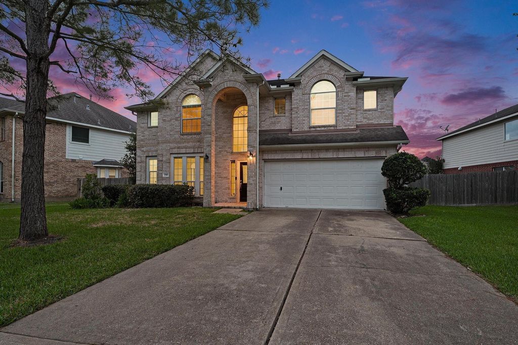 2710 Sienna Springs Drive, Pearland, TX 77584