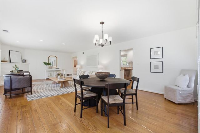 730 Berry Avenue, Los Altos, CA 94024