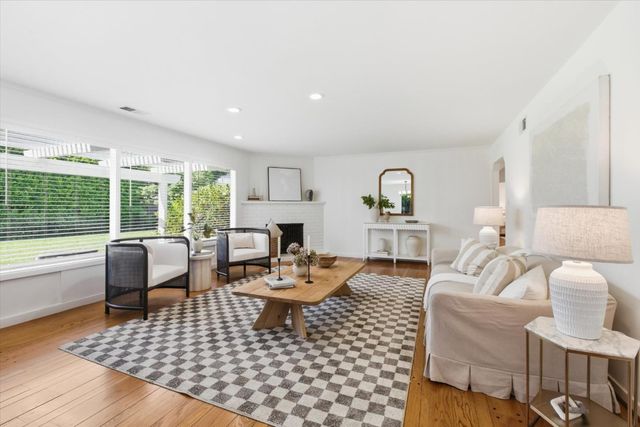 730 Berry Avenue, Los Altos, CA 94024