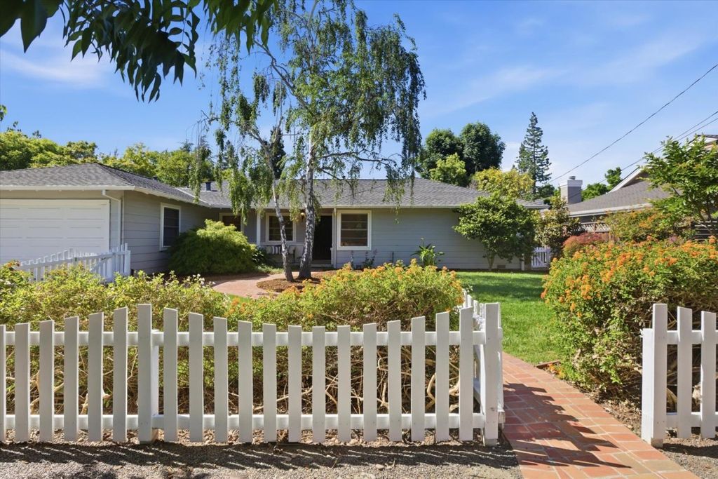 730 Berry Avenue, Los Altos, CA 94024