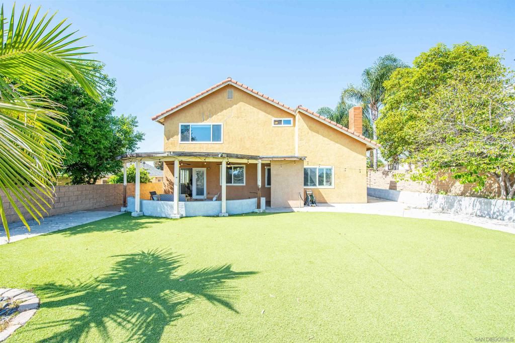 Image 20 of property listing at 6855 Osterling Ct, San Diego, CA 92114