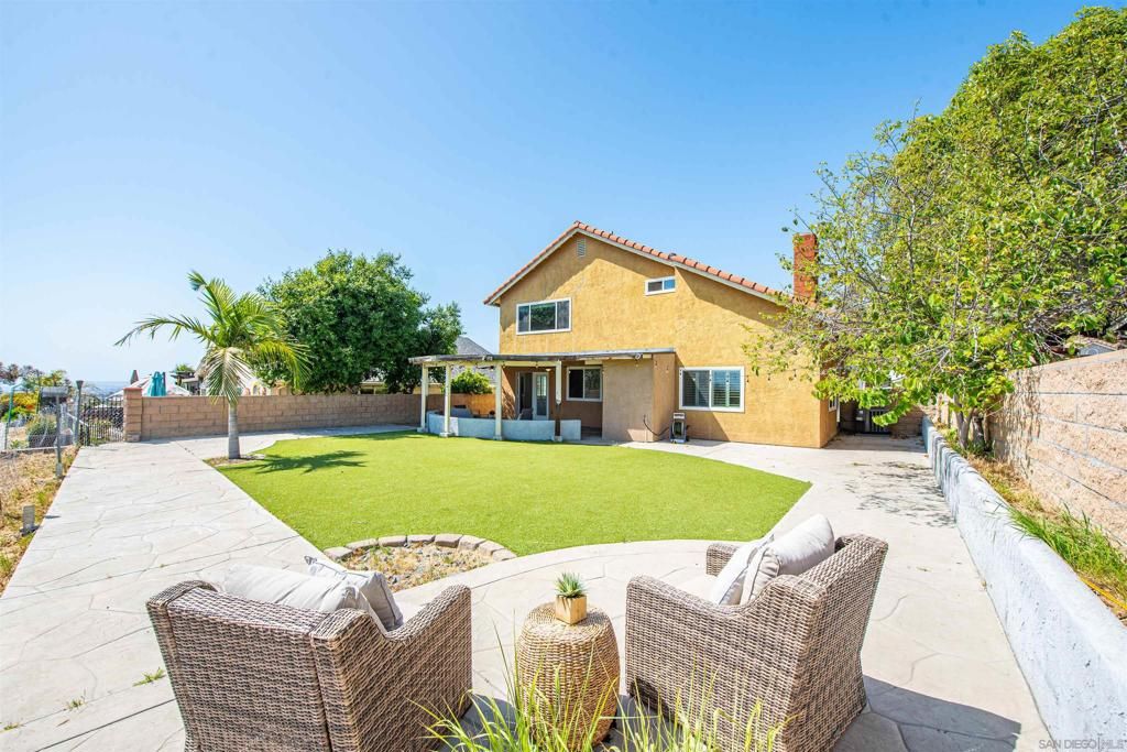 Image 21 of property listing at 6855 Osterling Ct, San Diego, CA 92114