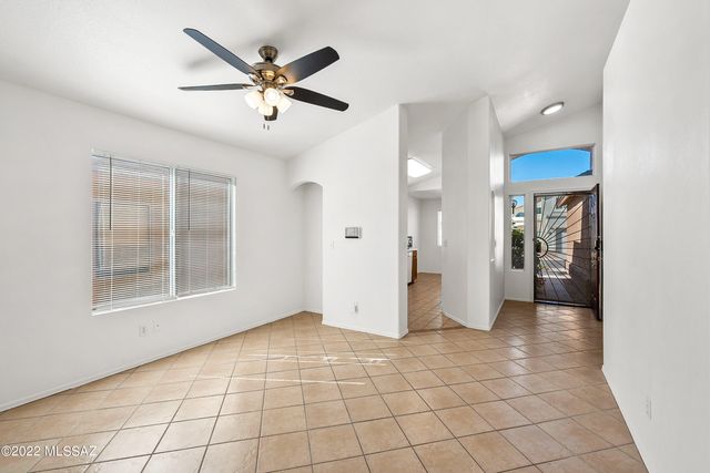 8080 N Tackroom Lane, Tucson, AZ 85741