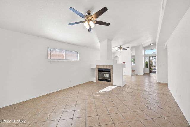 8080 N Tackroom Lane, Tucson, AZ 85741