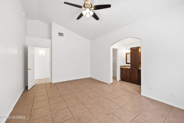 8080 N Tackroom Lane, Tucson, AZ 85741