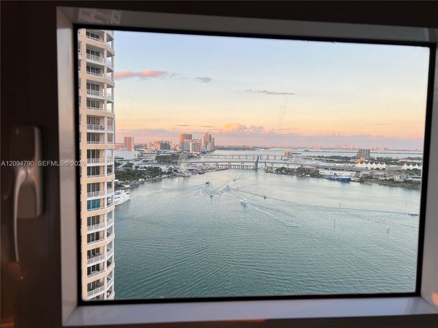 808 Brickell Key Drive 2903, Miami, FL 33131