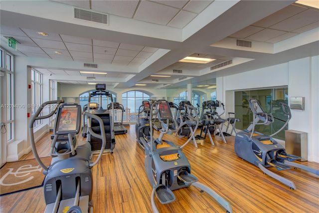 808 Brickell Key Drive 2903, Miami, FL 33131