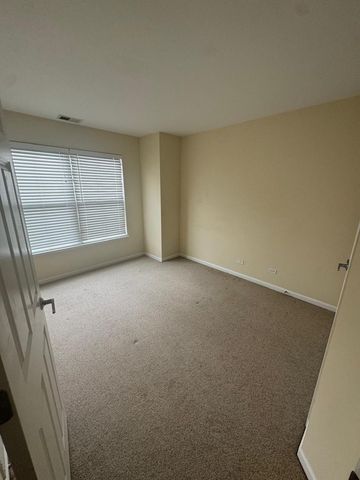 707 N Telluride Court, Vernon Hills, IL 60061