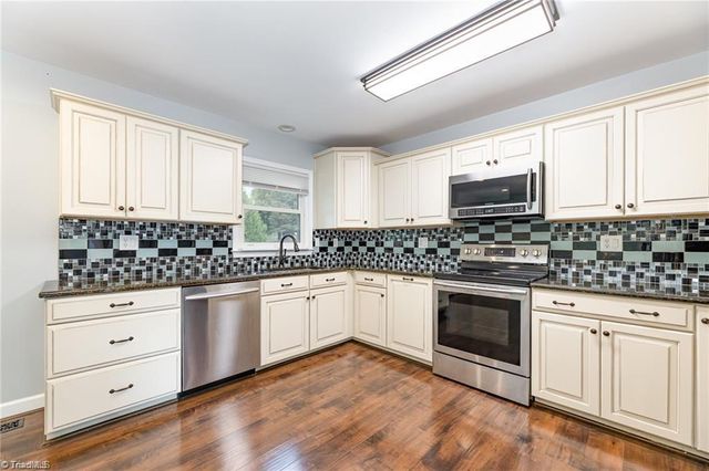 2705 Bethel Court, Winston-salem, NC 27127