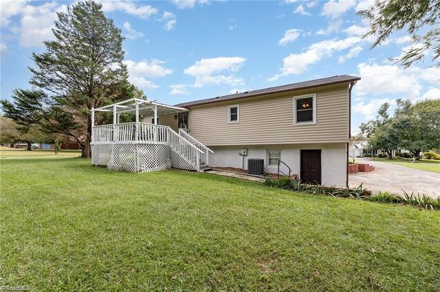 2705 Bethel Court, Winston-salem, NC 27127