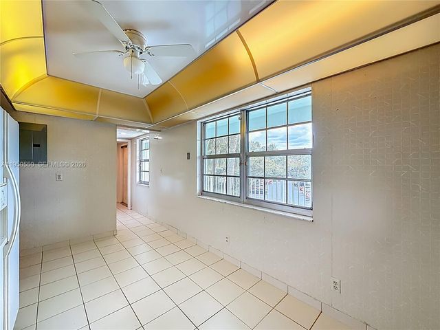 806 Cypress Grove Ln 303, Pompano Beach, FL 33069