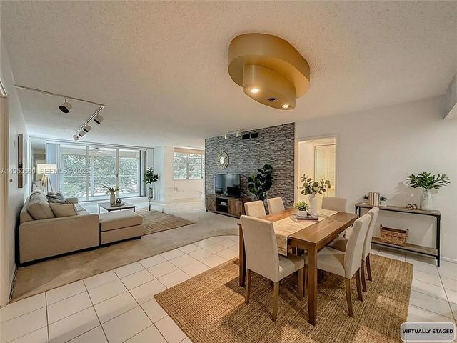 806 Cypress Grove Ln 303, Pompano Beach, FL 33069