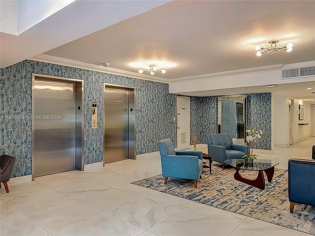 806 Cypress Grove Ln 303, Pompano Beach, FL 33069