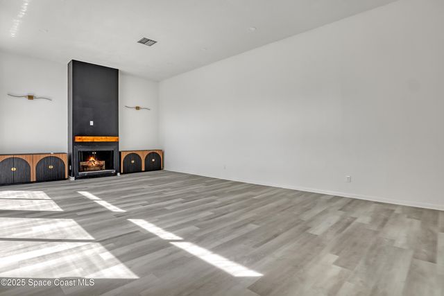 2071 London Town Lane, Titusville, FL 32796