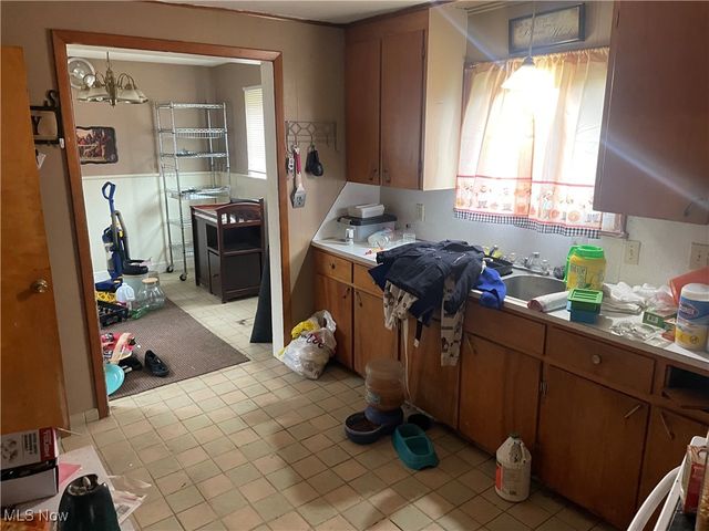 1221 9th Street NW, Canton, OH 44703