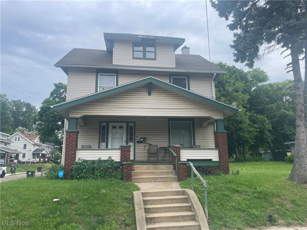 1221 9th Street NW, Canton, OH 44703