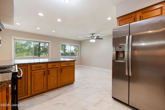 1510 Rebel Ridge Rd, La Grange, KY 40031