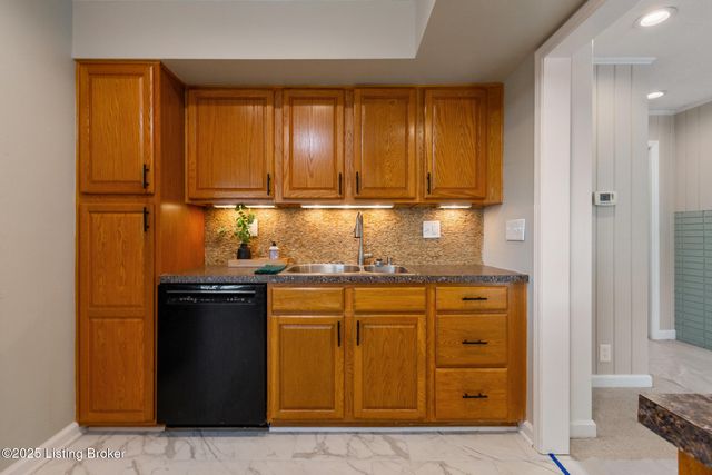 1510 Rebel Ridge Rd, La Grange, KY 40031