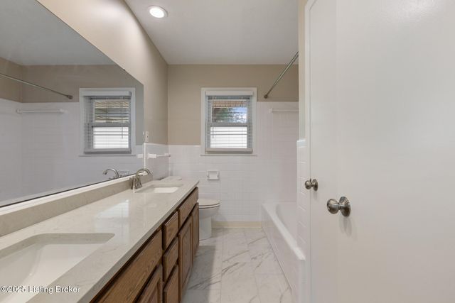1510 Rebel Ridge Rd, La Grange, KY 40031