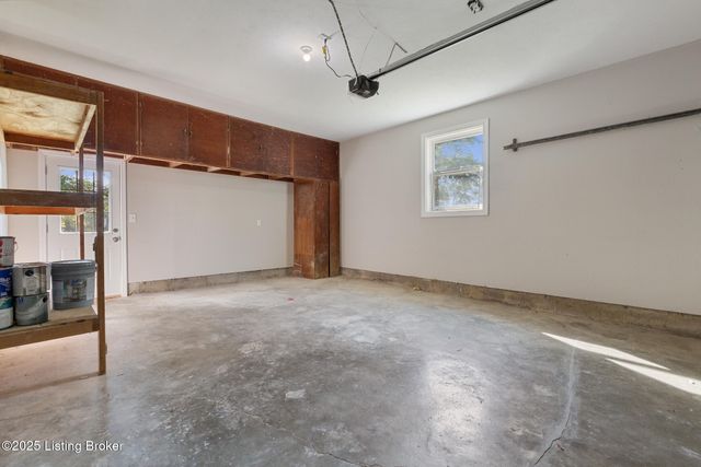 1510 Rebel Ridge Rd, La Grange, KY 40031