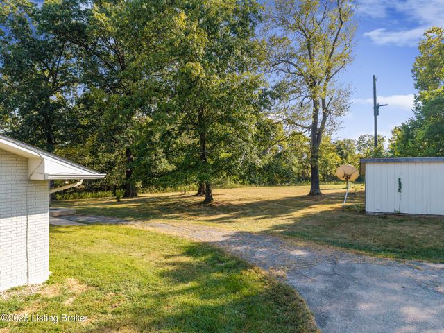 1510 Rebel Ridge Rd, La Grange, KY 40031
