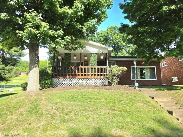 2814 16th Avenue, Vienna, WV 26105