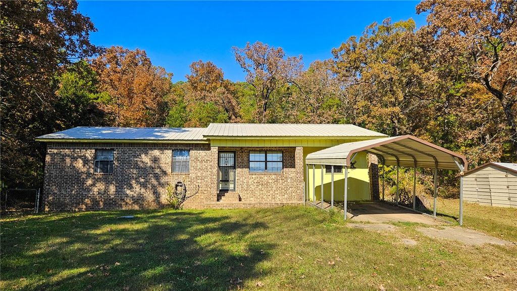 10153 Crooked Pine Road, Dardanelle, AR 72834